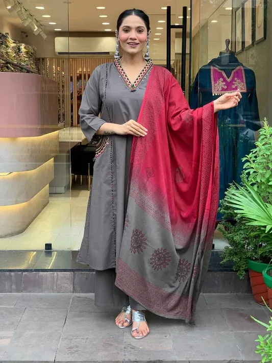 Navy Embroidered Chanel Velvet Kurta